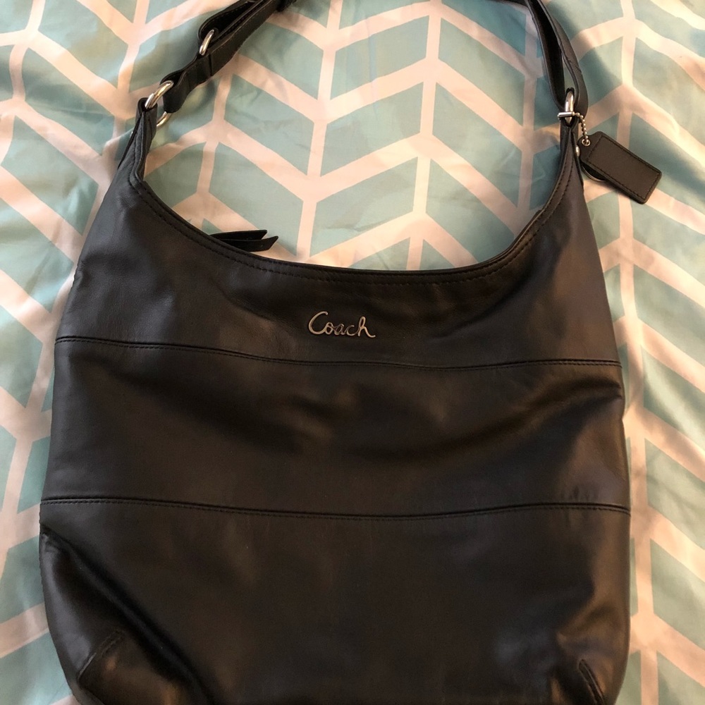 ⬇️***PRICE DROP***⬇️ Coach Leather Pieced Duffle
